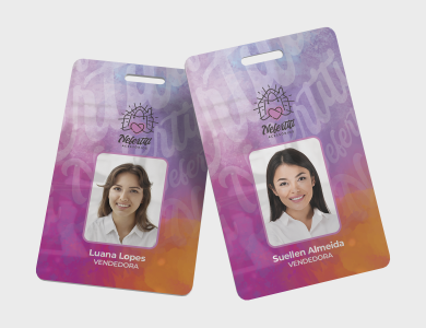 Crachá com Dados Variáveis em PVC 0,76mm Cristal Frente e Verso 8.5x5.4 cm - 4x0 - 1 unid